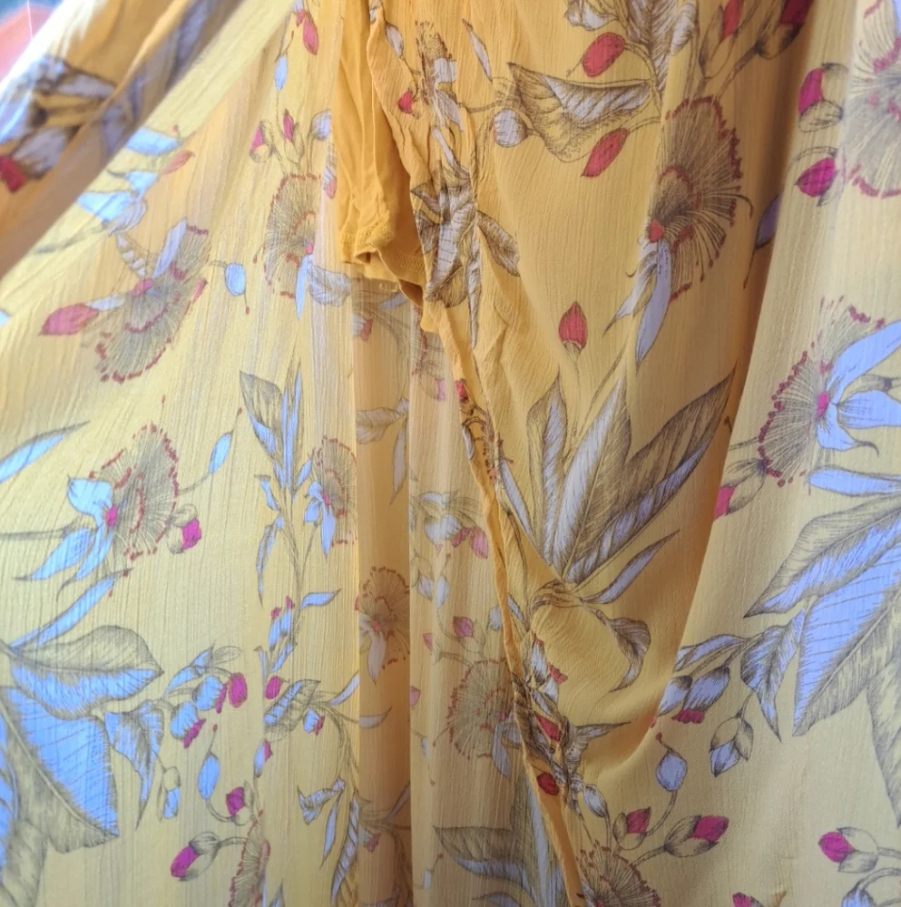 Express Yellow Floral Hi-Low Skirt Crinkle Lined Wrap Spring Boho Large - Picture 12 of 13